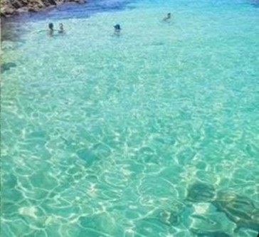 Ilhas Botinas com piscinas naturais de águas cristalinas